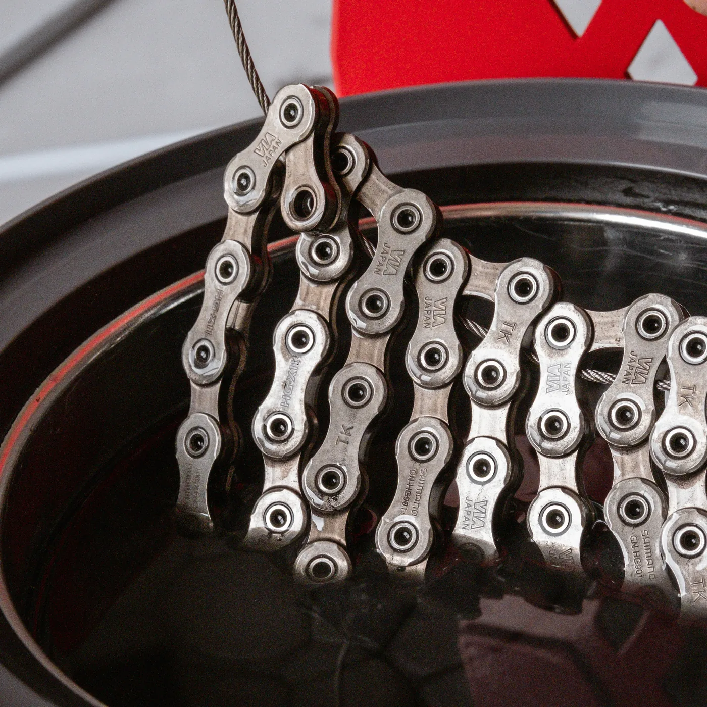 Close up of waxed chain links